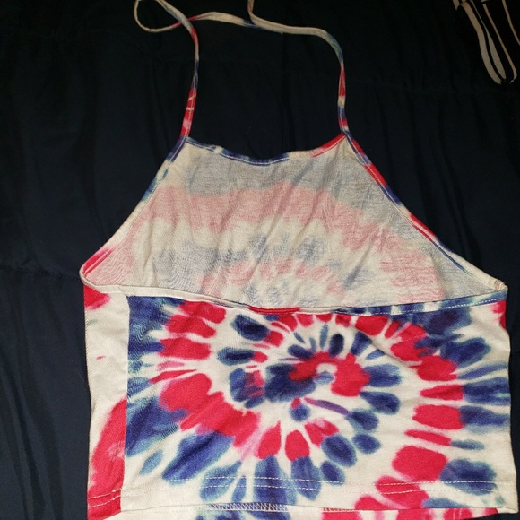 Crop top - Picture 2 of 2